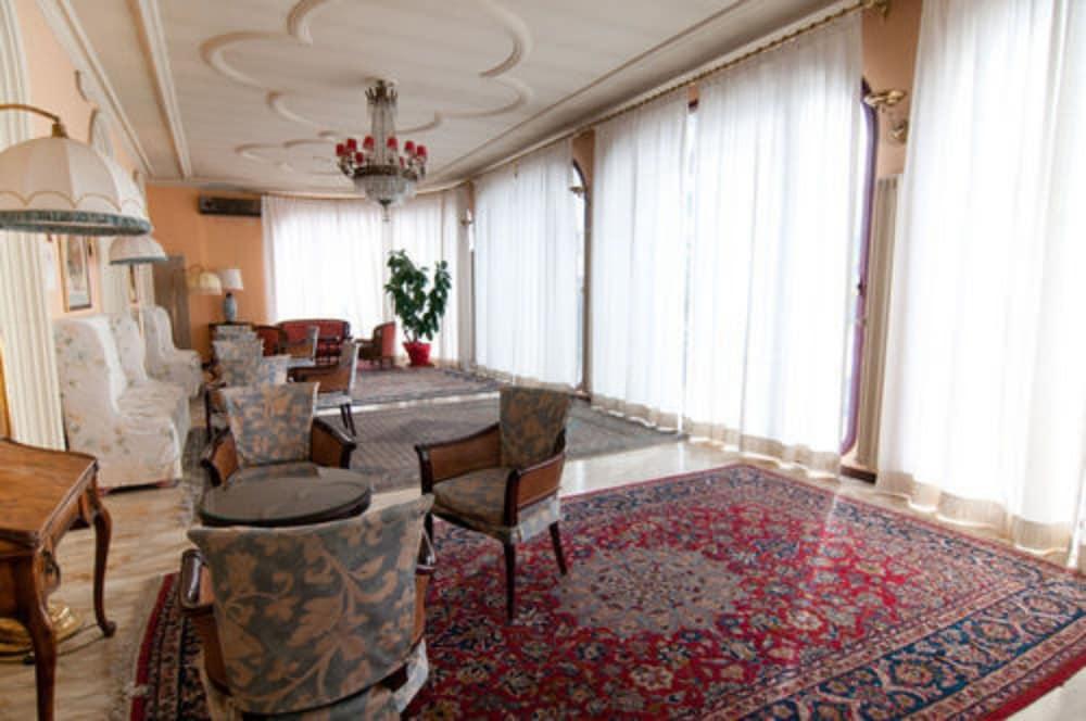 Grand Hotel De Londres 산레모 외부 사진